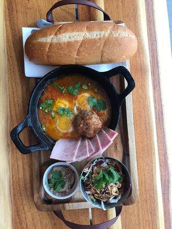 Rustle & Still Cafe